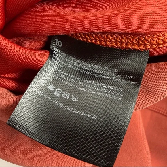 Lululemon Perfectly Oversized Cropped Crew Softstreme Cayenne Size 10 PTP 28” - Picture 4 of 4